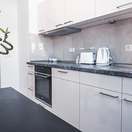 7 068 Apartamento